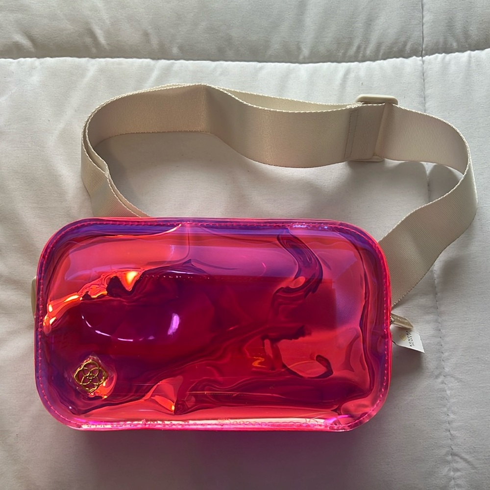 Kendra Scott Clear Belt Bag in Pink Iridescent